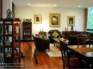 For rent 4 bedrooms house in Khlong Toei, Bangkok