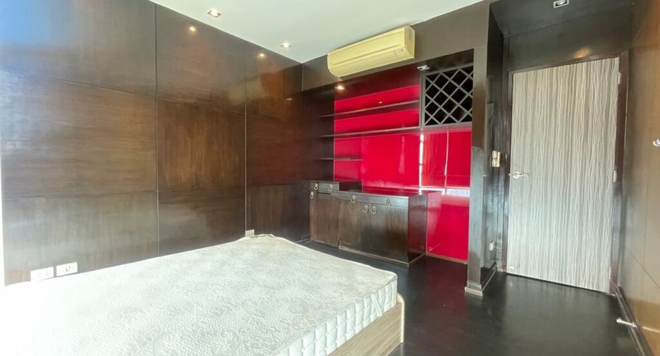 Wohnung zur Miete mit 3 Zimmer in Khlong Toei, Bangkok