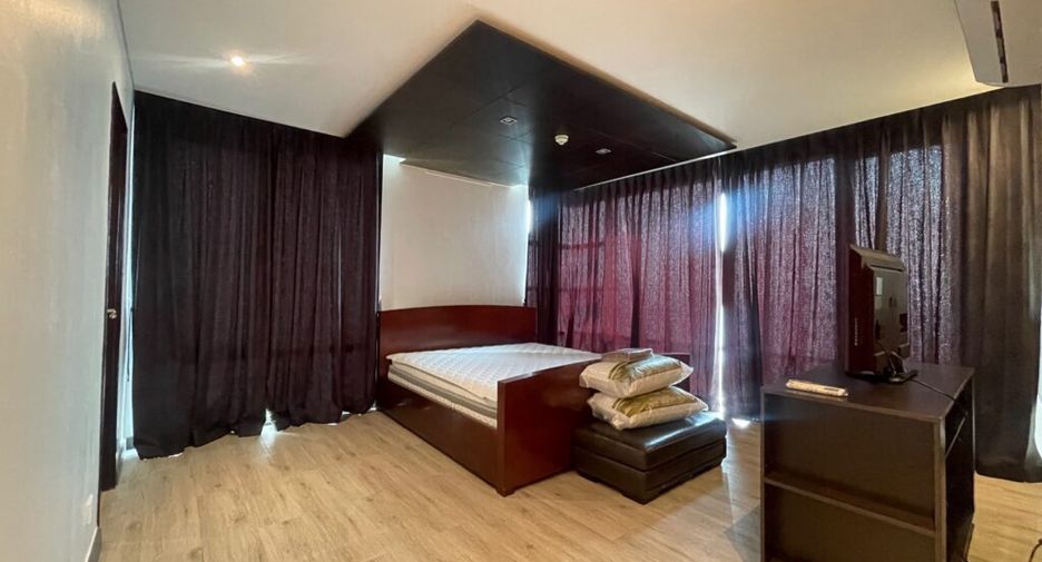 Wohnung zur Miete mit 3 Zimmer in Khlong Toei, Bangkok