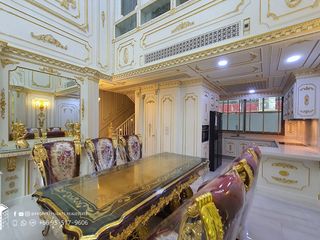 For rent 4 ベッドルーム townhouse in Khlong Toei, Bangkok