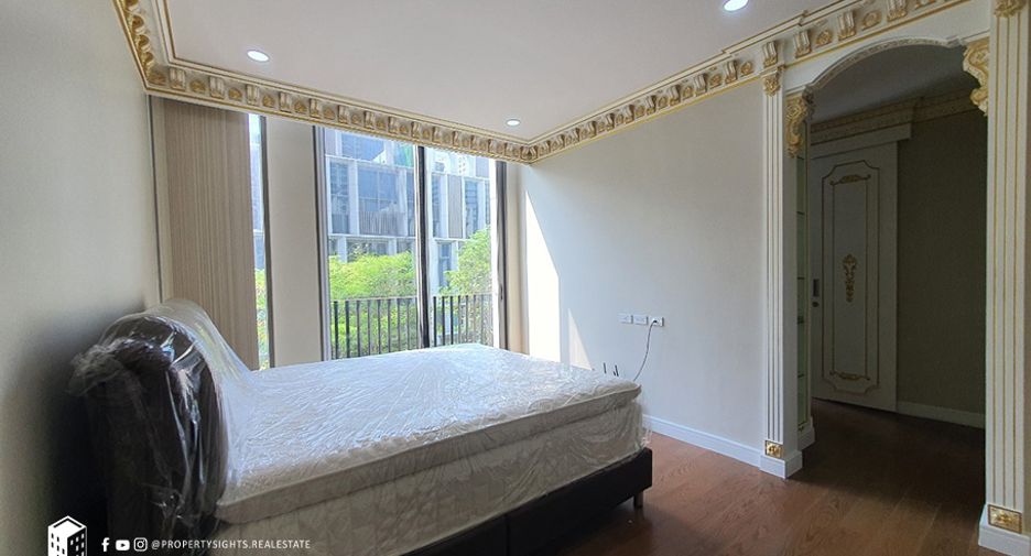 For rent 4 ベッドルーム townhouse in Khlong Toei, Bangkok