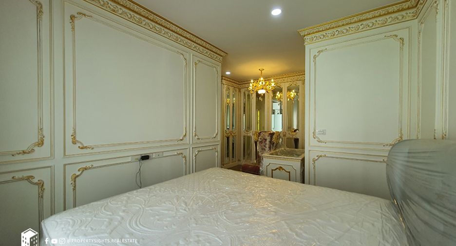 For rent 4 ベッドルーム townhouse in Khlong Toei, Bangkok