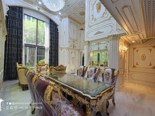 For rent 4 ベッドルーム townhouse in Khlong Toei, Bangkok