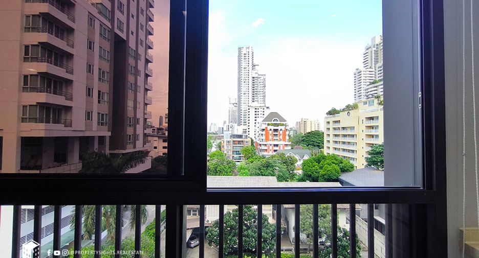 For rent 2 bedrooms condo in Khlong Toei, Bangkok