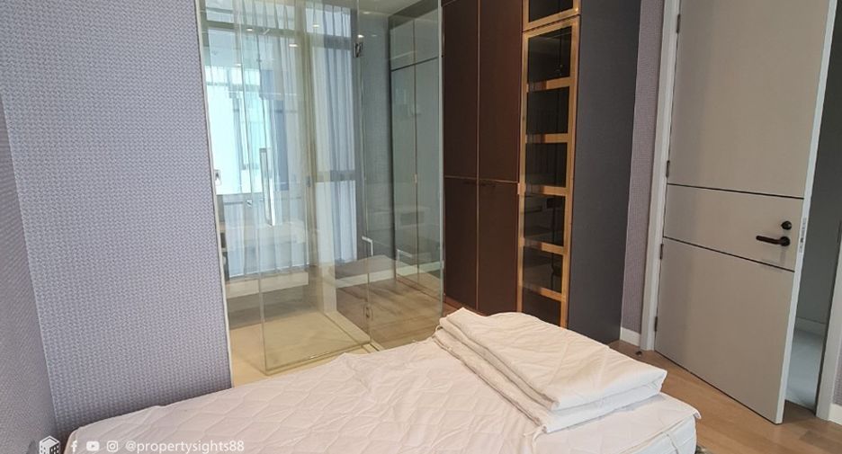 À louer 2 chambres condo à Khlong Toei, Bangkok