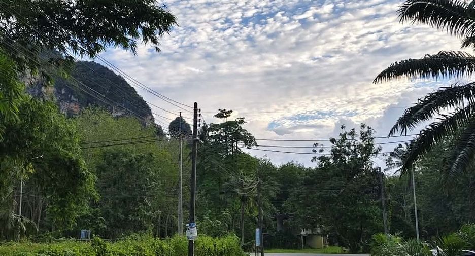 For sale 2 bedrooms villa in Mueang Krabi, Krabi