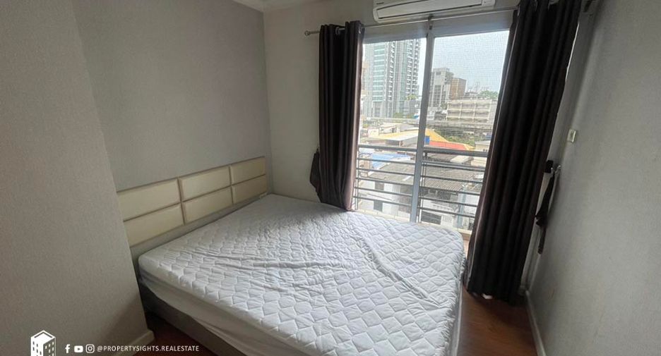 For rent 2 bedrooms condo in Khlong Toei, Bangkok