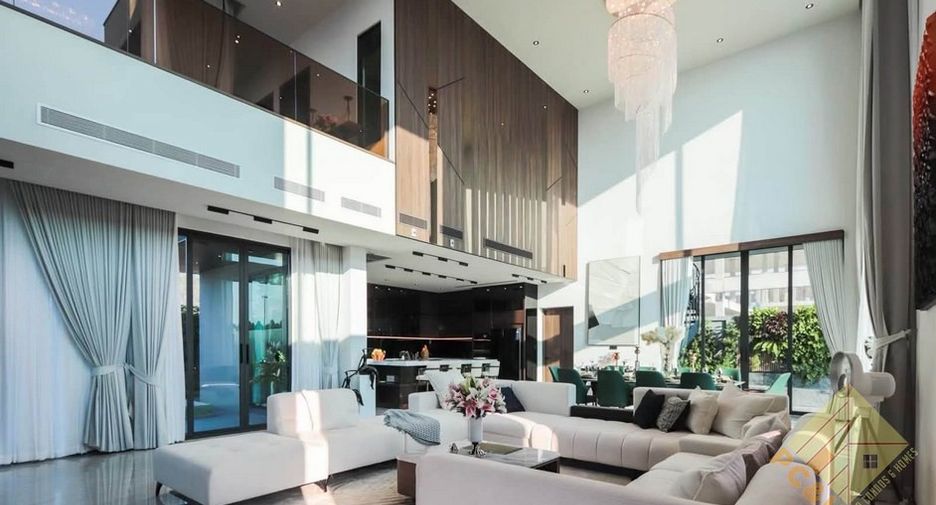 À vendre 5 chambres maison à East Pattaya, Pattaya