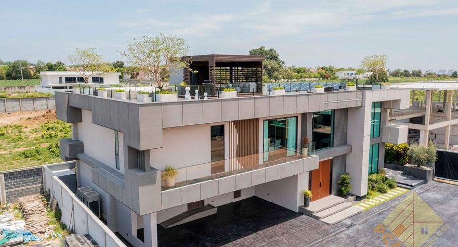 À vendre 5 chambres maison à East Pattaya, Pattaya