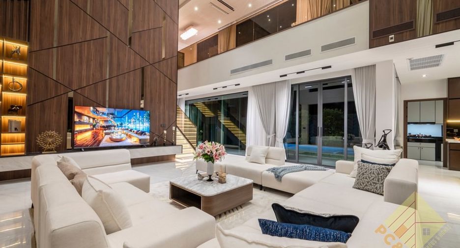 À vendre 5 chambres maison à East Pattaya, Pattaya