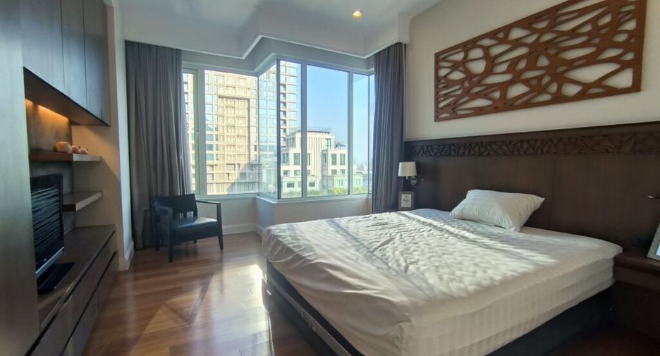 À louer 2 chambres condo à Pathum Wan, Bangkok