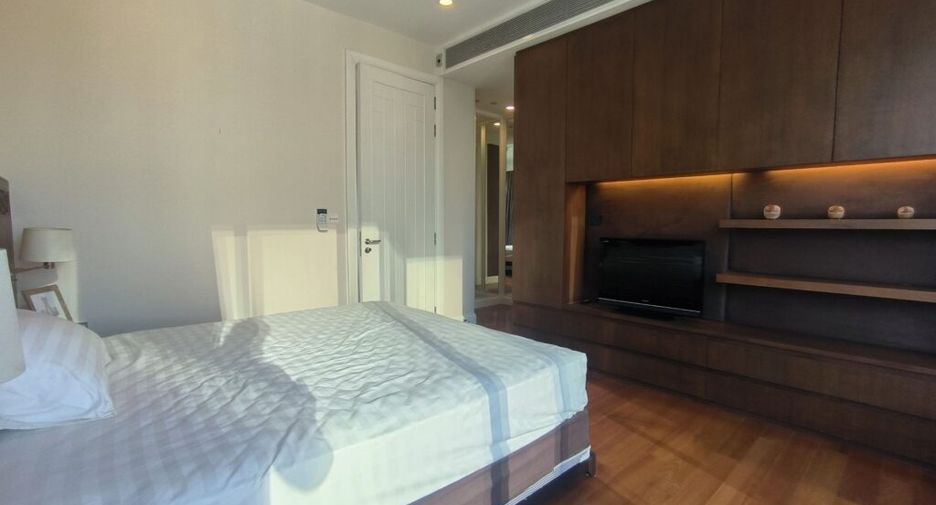 À louer 2 chambres condo à Pathum Wan, Bangkok
