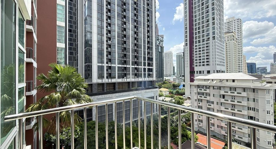 Wohnung zum Kauf mit 2 Zimmer in Khlong Toei, Bangkok