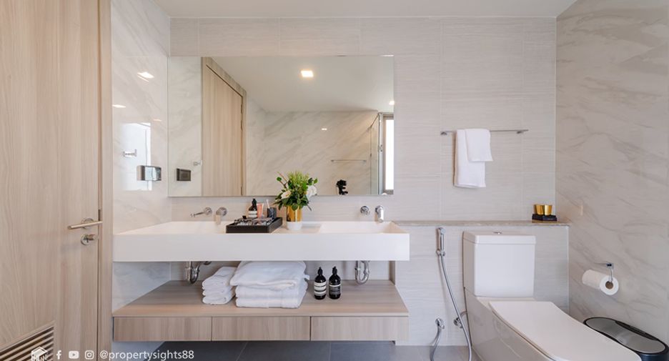 Wohnung zur Miete mit 3 Zimmer in Watthana, Bangkok