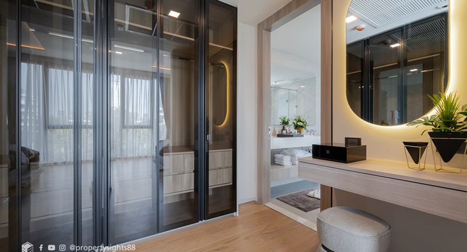 Wohnung zur Miete mit 3 Zimmer in Watthana, Bangkok