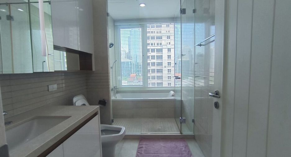 Wohnung zur Miete mit 2 Zimmer in Pathum Wan, Bangkok