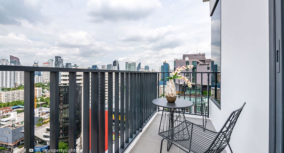 Condo en alquiler de 2 habitaciones en Watthana, Bangkok