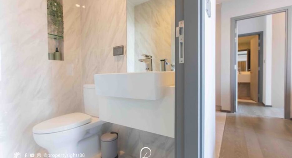 For rent 2 bedrooms condo in Khlong Toei, Bangkok