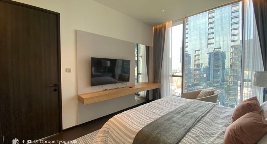 For rent 2 bedrooms condo in Khlong Toei, Bangkok