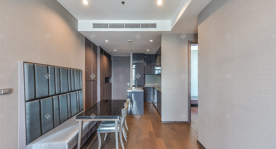 For sale 3 bedrooms condo in Sathon, Bangkok