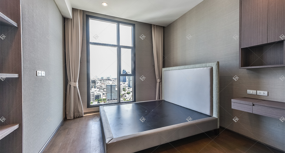 For sale 3 bedrooms condo in Sathon, Bangkok