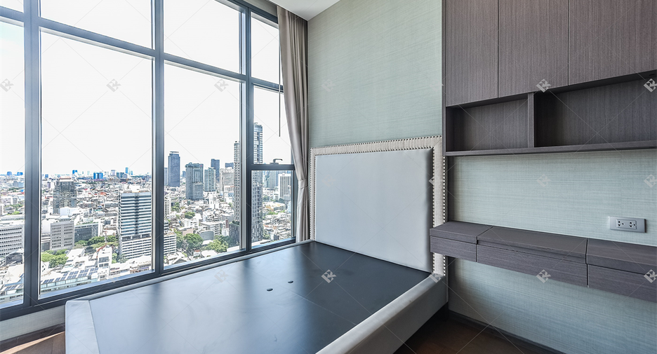 For sale 3 bedrooms condo in Sathon, Bangkok