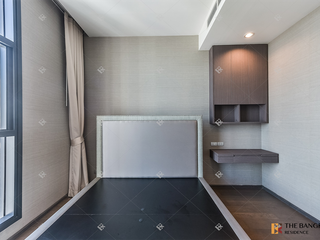 For sale 3 bedrooms condo in Sathon, Bangkok