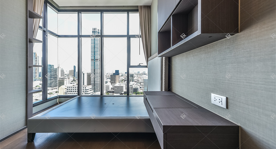 For sale 3 bedrooms condo in Sathon, Bangkok