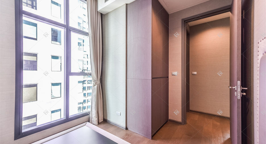 For sale 3 bedrooms condo in Sathon, Bangkok