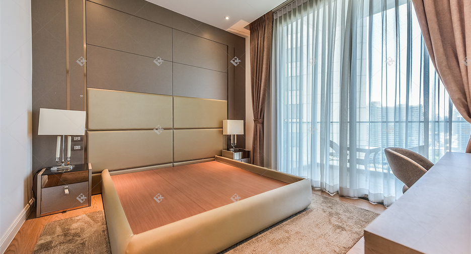 For sale 2 ベッドルーム condo in Khlong San, Bangkok