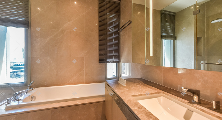 For sale 2 ベッドルーム condo in Khlong San, Bangkok