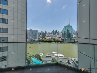 For rent 2 bedrooms condo in Khlong San, Bangkok