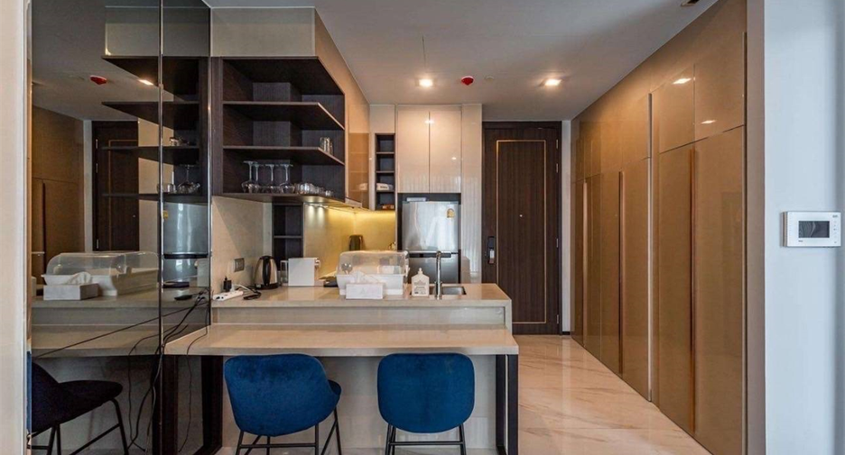 For rent 1 bed condo in Khlong Toei, Bangkok