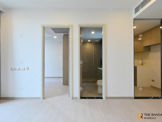 For sale 1 bed condo in Huai Khwang, Bangkok