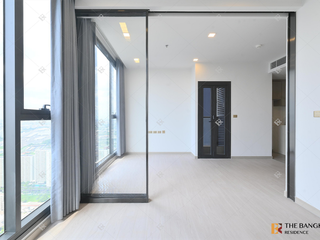 For sale 1 bed condo in Huai Khwang, Bangkok