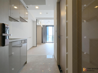 For sale 1 bed condo in Huai Khwang, Bangkok