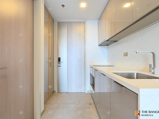 For sale 1 bed condo in Huai Khwang, Bangkok