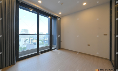 For sale 1 bed condo in Huai Khwang, Bangkok