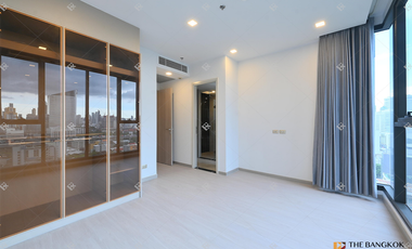 For sale 2 bedrooms condo in Huai Khwang, Bangkok