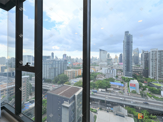 For sale 2 bedrooms condo in Huai Khwang, Bangkok