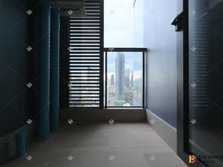 For sale 2 bedrooms condo in Huai Khwang, Bangkok