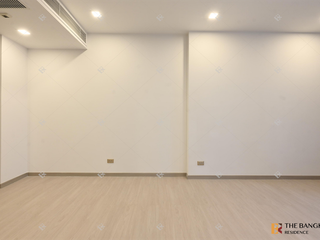 For sale 1 bed condo in Huai Khwang, Bangkok