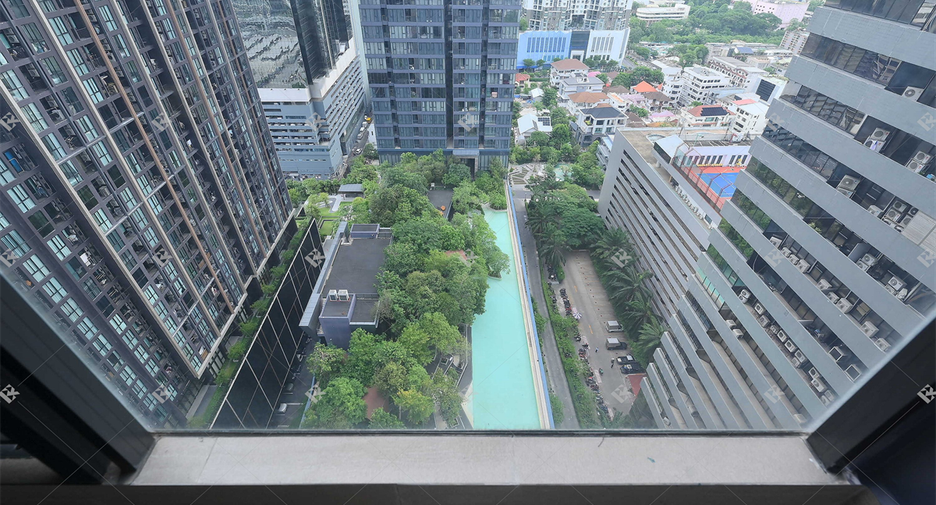 Condo en venta de 1 habitaciones en Huai Khwang, Bangkok