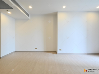 For sale 1 bed condo in Huai Khwang, Bangkok