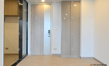 For sale 1 bed condo in Huai Khwang, Bangkok