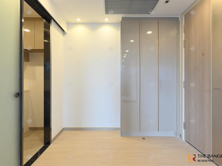For sale 1 bed condo in Huai Khwang, Bangkok