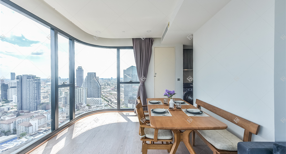 À louer 2 chambres condo à Bang Rak, Bangkok