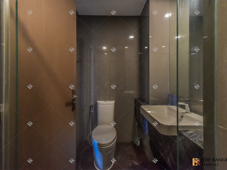 For rent 2 bedrooms condo in Bang Rak, Bangkok