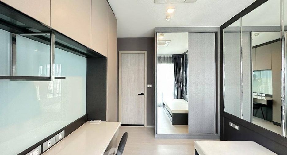 For sale 2 bedrooms condo in Khlong Toei, Bangkok