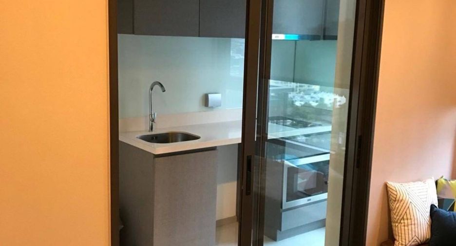 Condo en venta de 1 habitaciones en Khlong Toei, Bangkok
